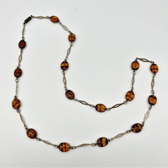 Gold Tone Diamond Shape Chain Amber Glass Striped Round Flat Bead Necklace 28” - Picture 5 of 10
